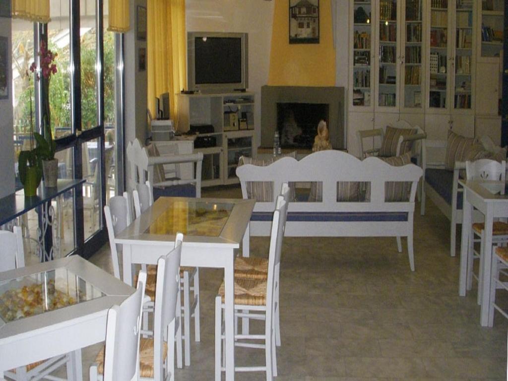 Argo Rooms & Studios Agii Apostoli Esterno foto